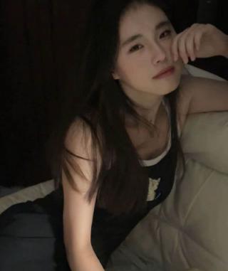 山东高颜值大学生谢馨予化身淫荡母狗女上位榨精❤️露脸口交挑逗不断肛交后入淫乱不堪！[MP4/205MB]