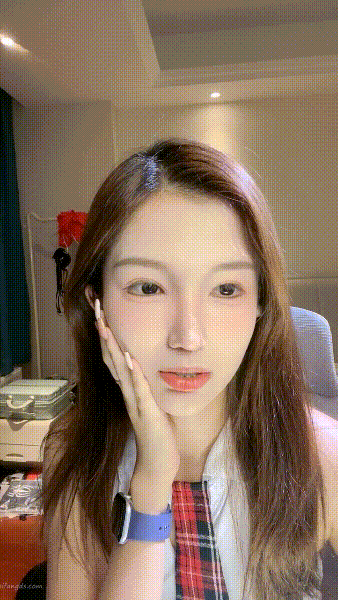 完美C罩杯抖奶女神【熙酱爱跳舞】性感极品身材三点塞跳蛋裸舞，画面很有撸点(16V)[MP4/770MB]