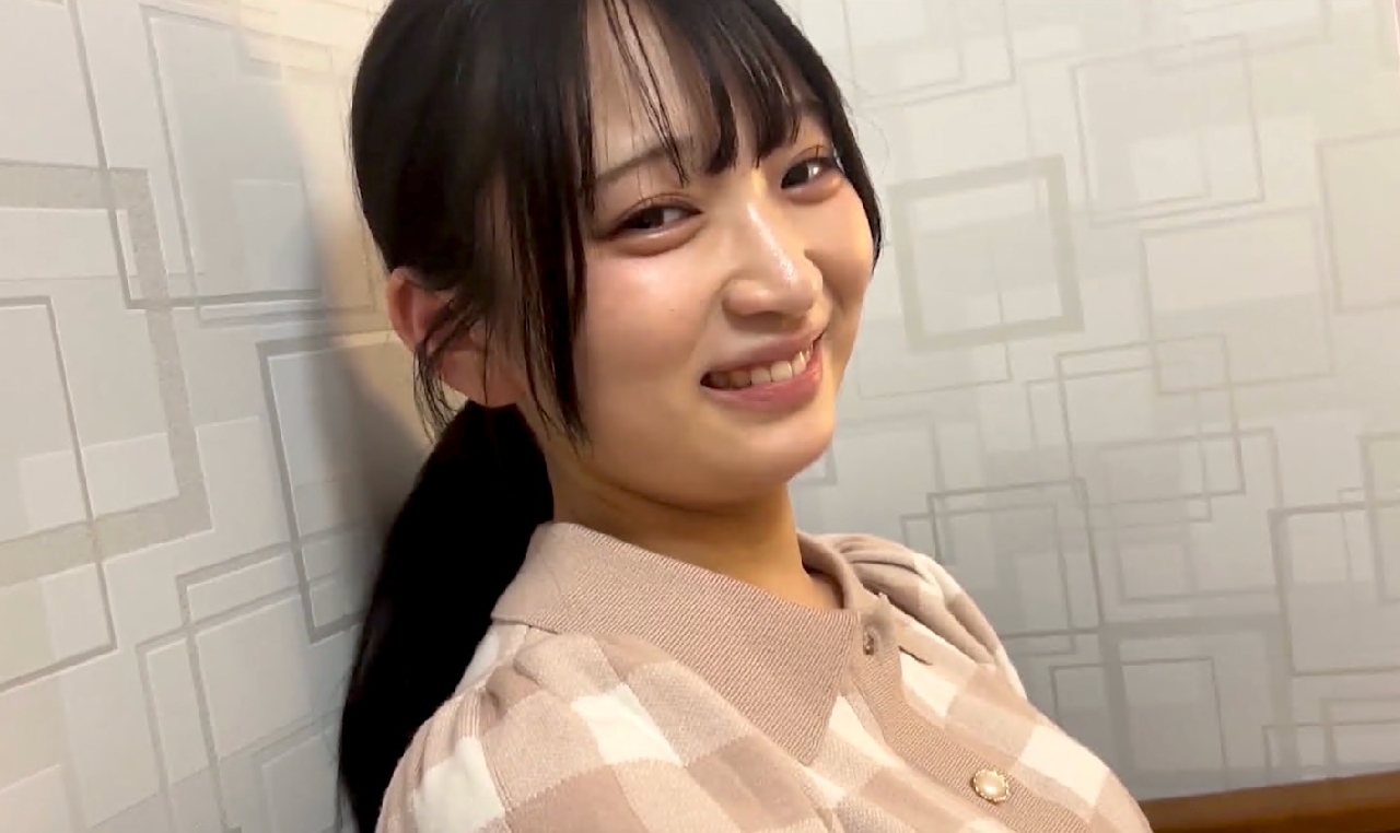 FC2-PPV-4791613 大好評SSS級美女ちゃんとの中出し動画を公開します。最後になったらすみません
