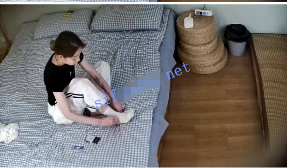 2026-6-8酒店偷拍 极品少妇皮肤白皙被壮硕男人翻来覆去无套射