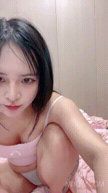 年轻小情侣居家啪啪,黄毛小伙J8真不小,又粗又长,妹妹很喜欢,坐上去被撑得满满的