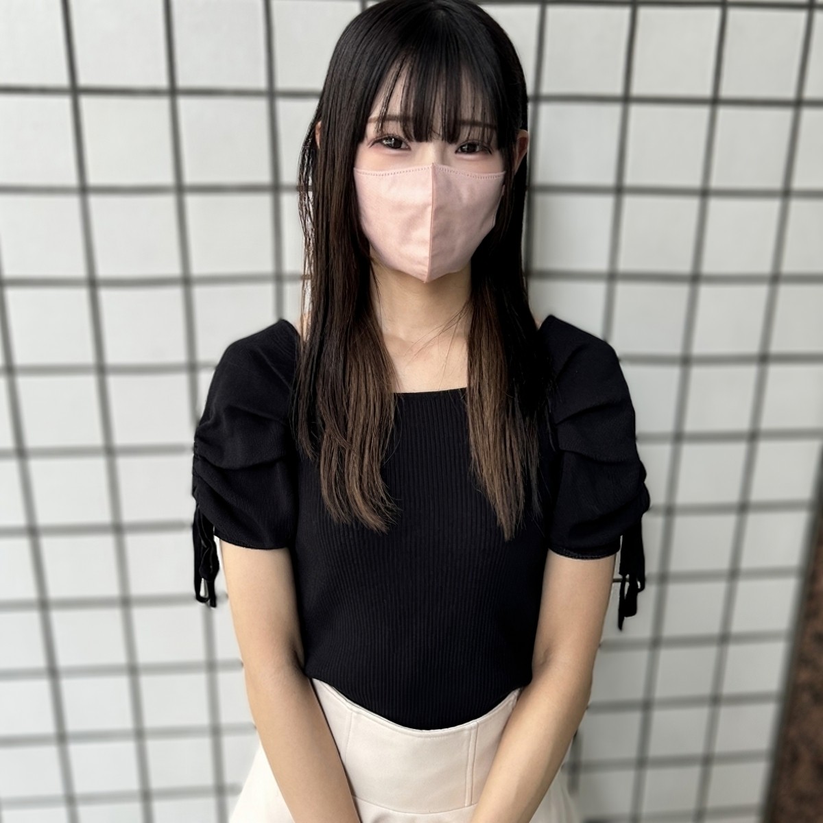 新FC2PPV 4691899 笑容甜美的纤瘦小胸女孩热吻缠绵，甜蜜做爱