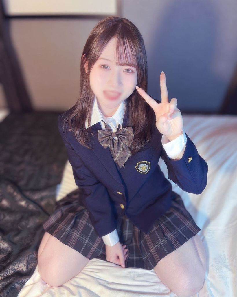FC2-PPV-4845383 20㎝オーバー巨根に 【高清無碼】
