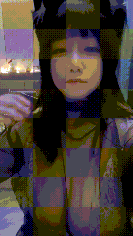 清纯巨乳反差婊【狂操母狗】道具喷水自舔，露脸无套爆操，全程高能(5V)[MP4/1890MB]